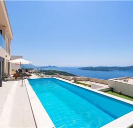 Luxury 4 Bedroom Villa with Infinity Pool, Sauna, Gym, Jacuzzi and Sea Views in Orašac, near Dubrovnik, Sleeps 8